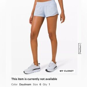 Lululemon Hotty Hot 2.5” short in Daydream